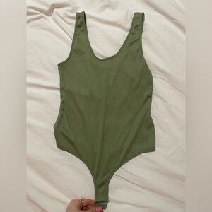 Vera Moda Green Ribbed Bodysuit women’s M